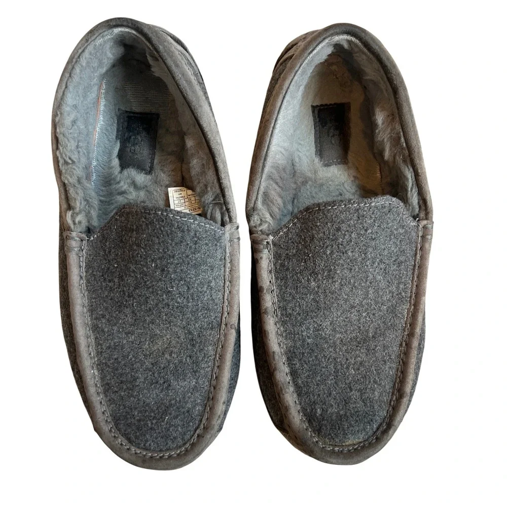 UGG Mens Gray Wool Ascot Slippers Size 9